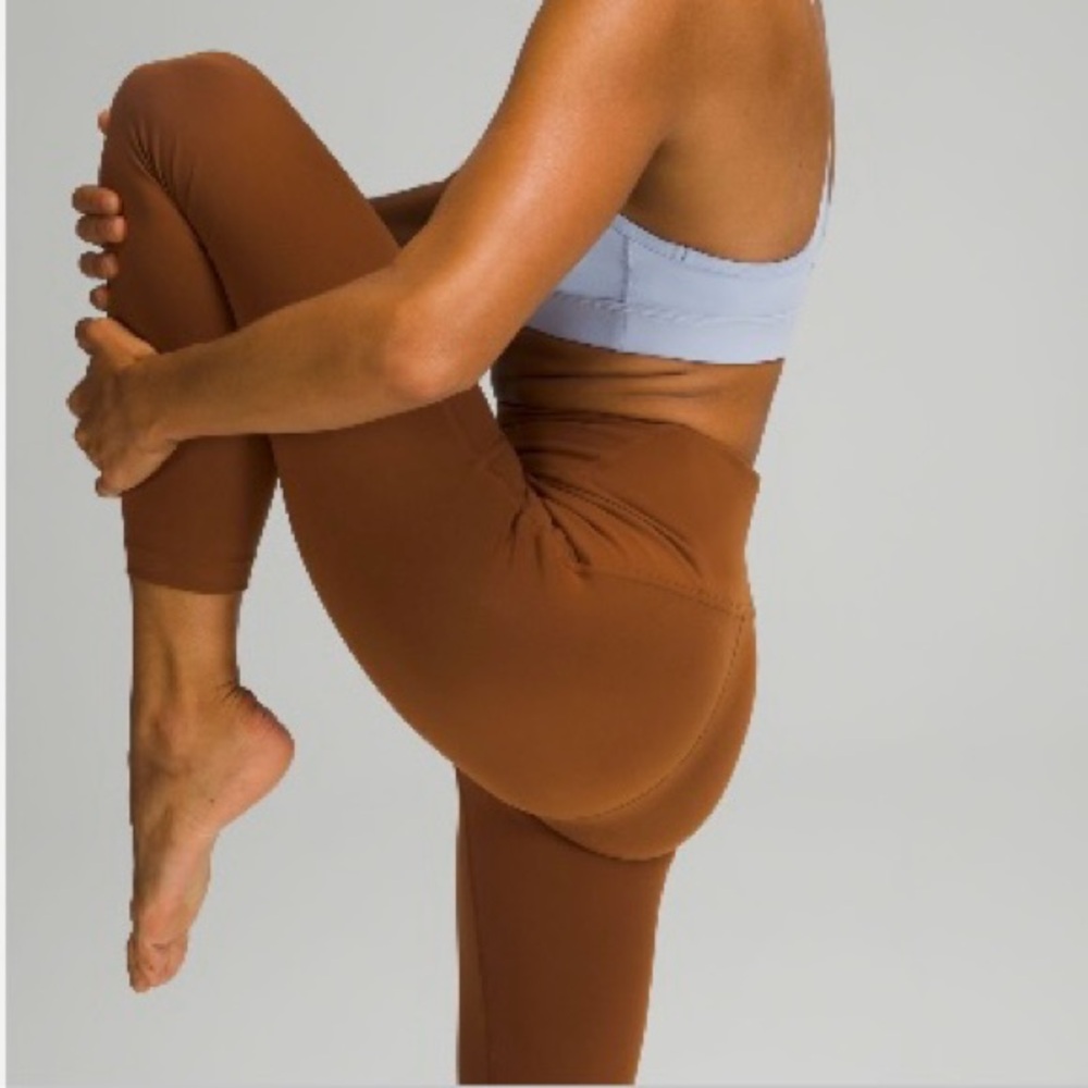 Lululemon Instill High-Rise Tight 25”, size 6